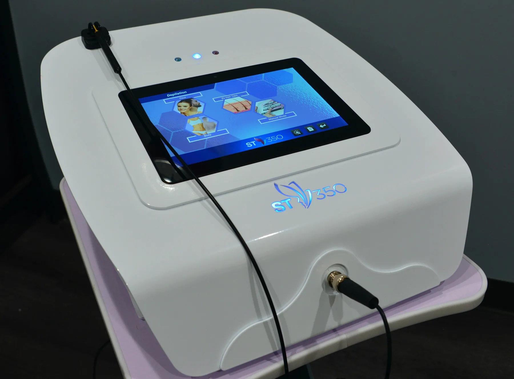 Silhouette Tone electrolysis device ready for treatment